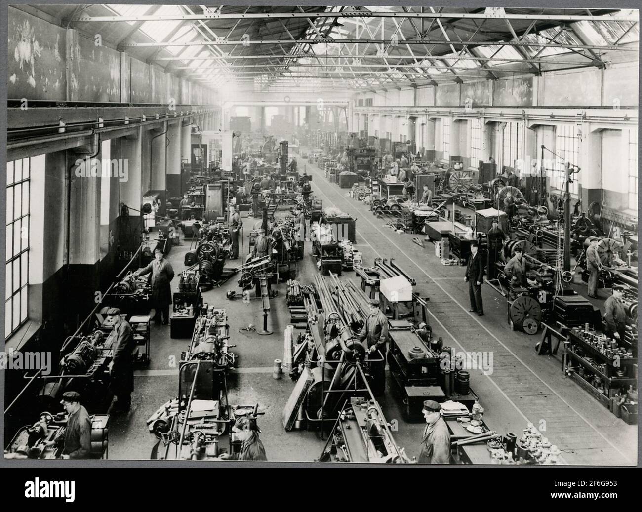 Machine workshop main hi-res stock photography and images - Alamy