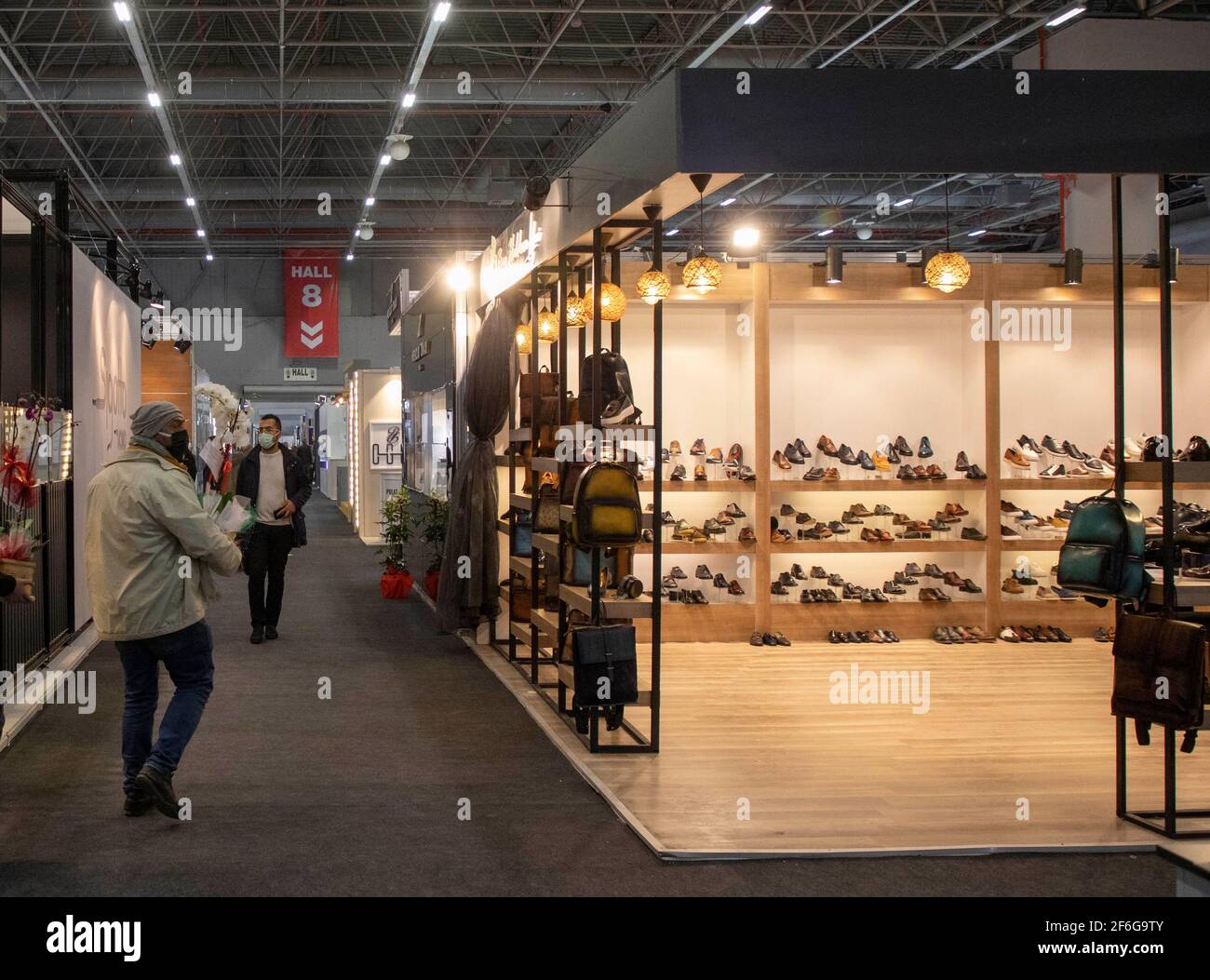 Fashion fair shoe hot sale stores
