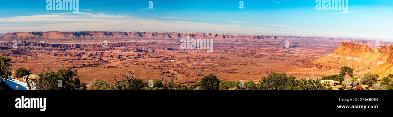 Panoramic view from the Needles Overlook to the Canyonlands National Park, Utah Stock Photo