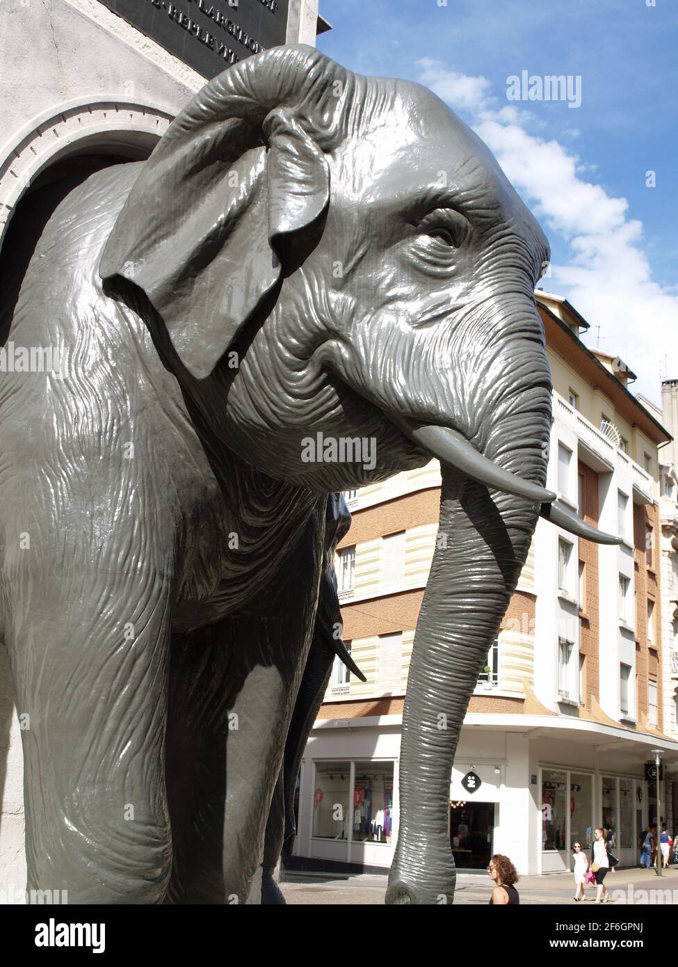 La Fontaine des Éléphants, Chambery, France Stock Photo Alamy