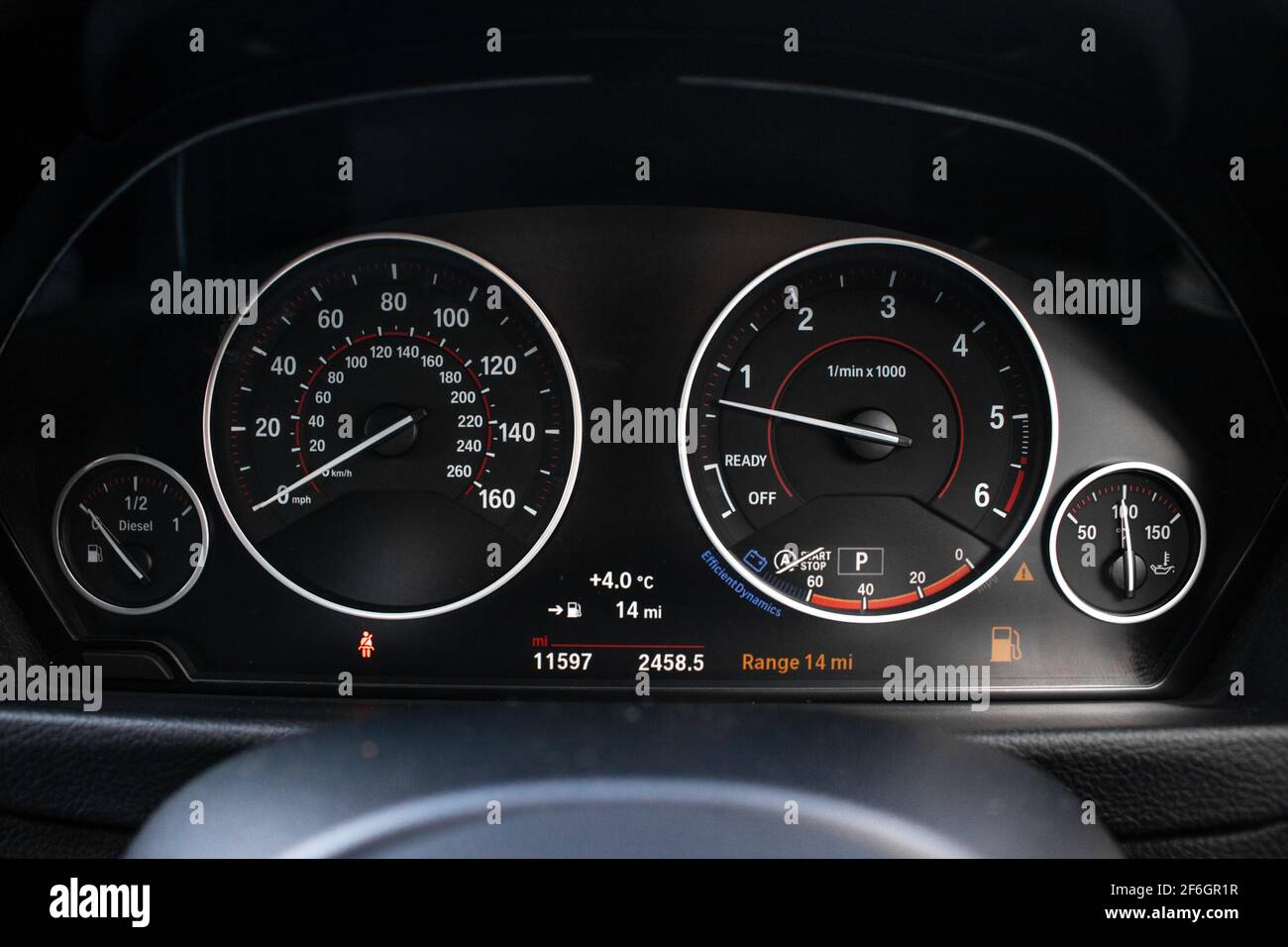 Bmw dashboard hires stock photography and images Alamy