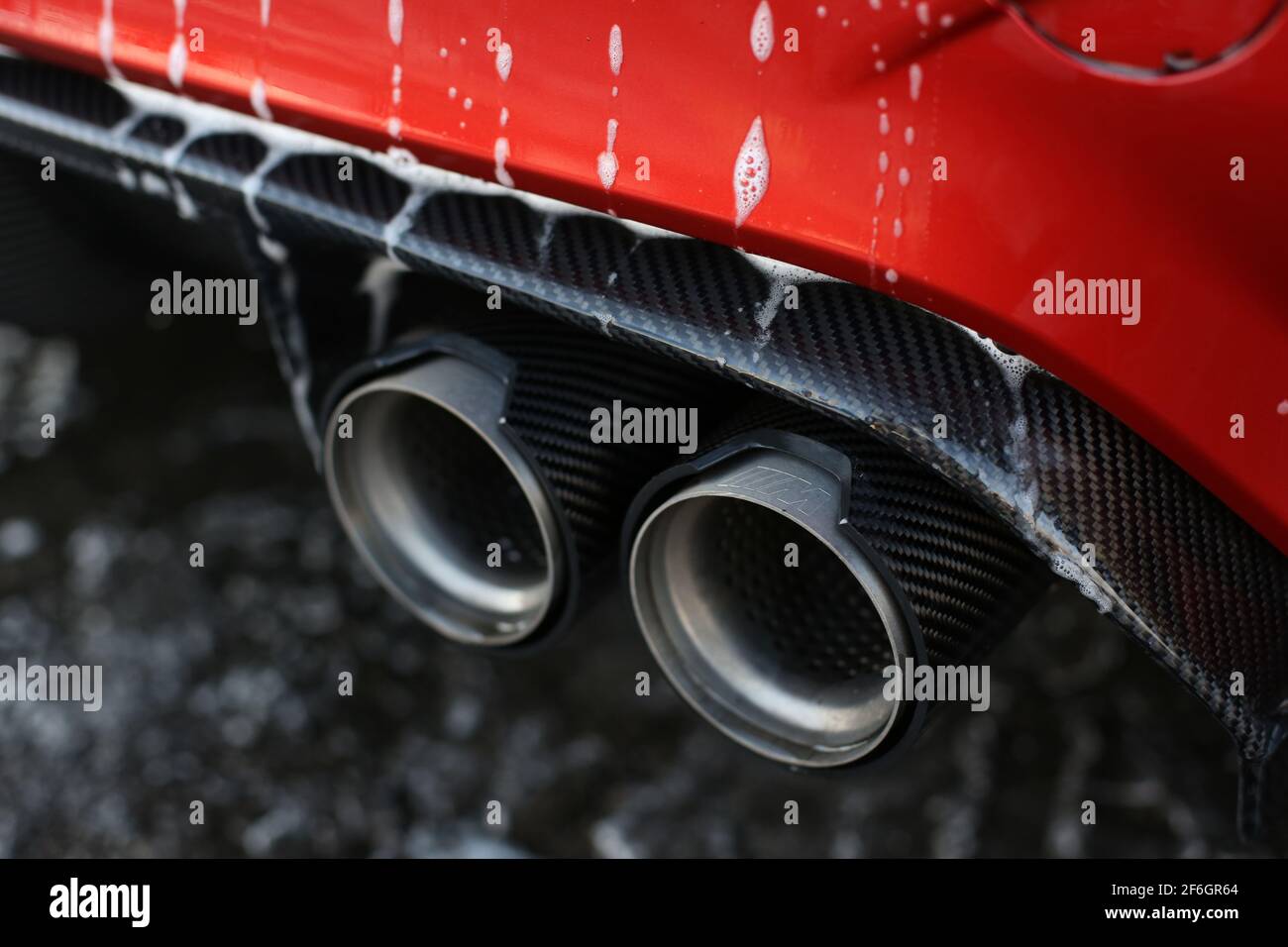 Car exhaust pipe hires stock photography and images Alamy