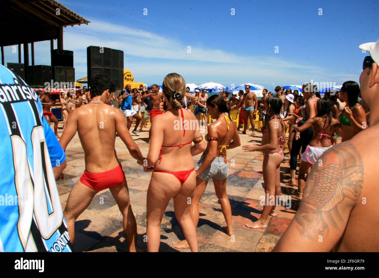 porto seguro, bahia, brazil - december 29, 2008: people are seen during a  party in a beach hut in the city of Porto Seguro, in the south of Bahia.  *** Stock Photo - Alamy