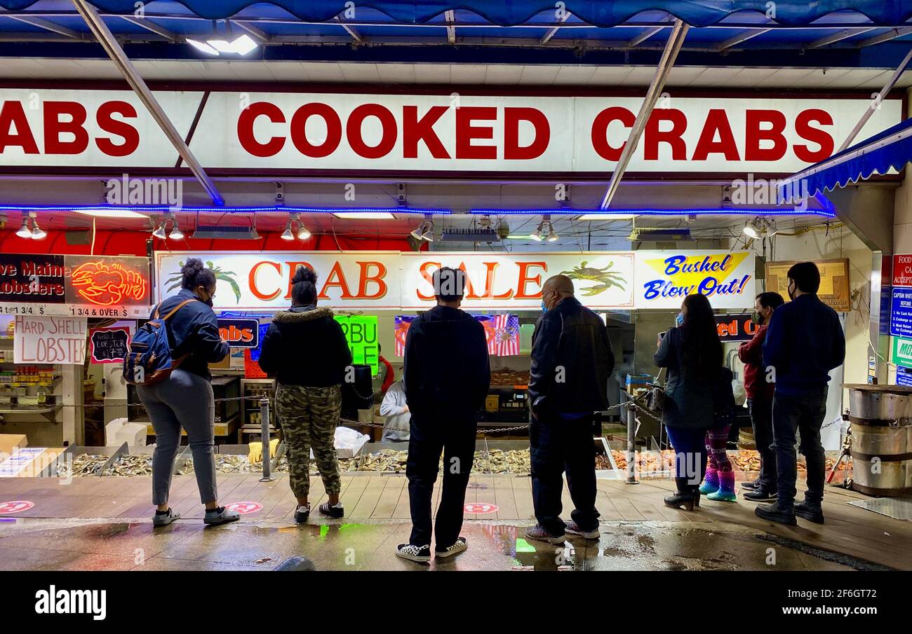 Dc wharf fish market hires stock photography and images Alamy