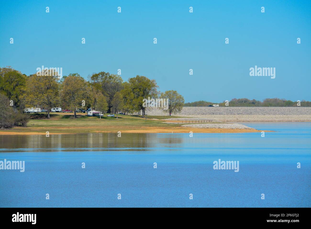 Beautiful park view of Enid Lake in Payne Cossar State Park at