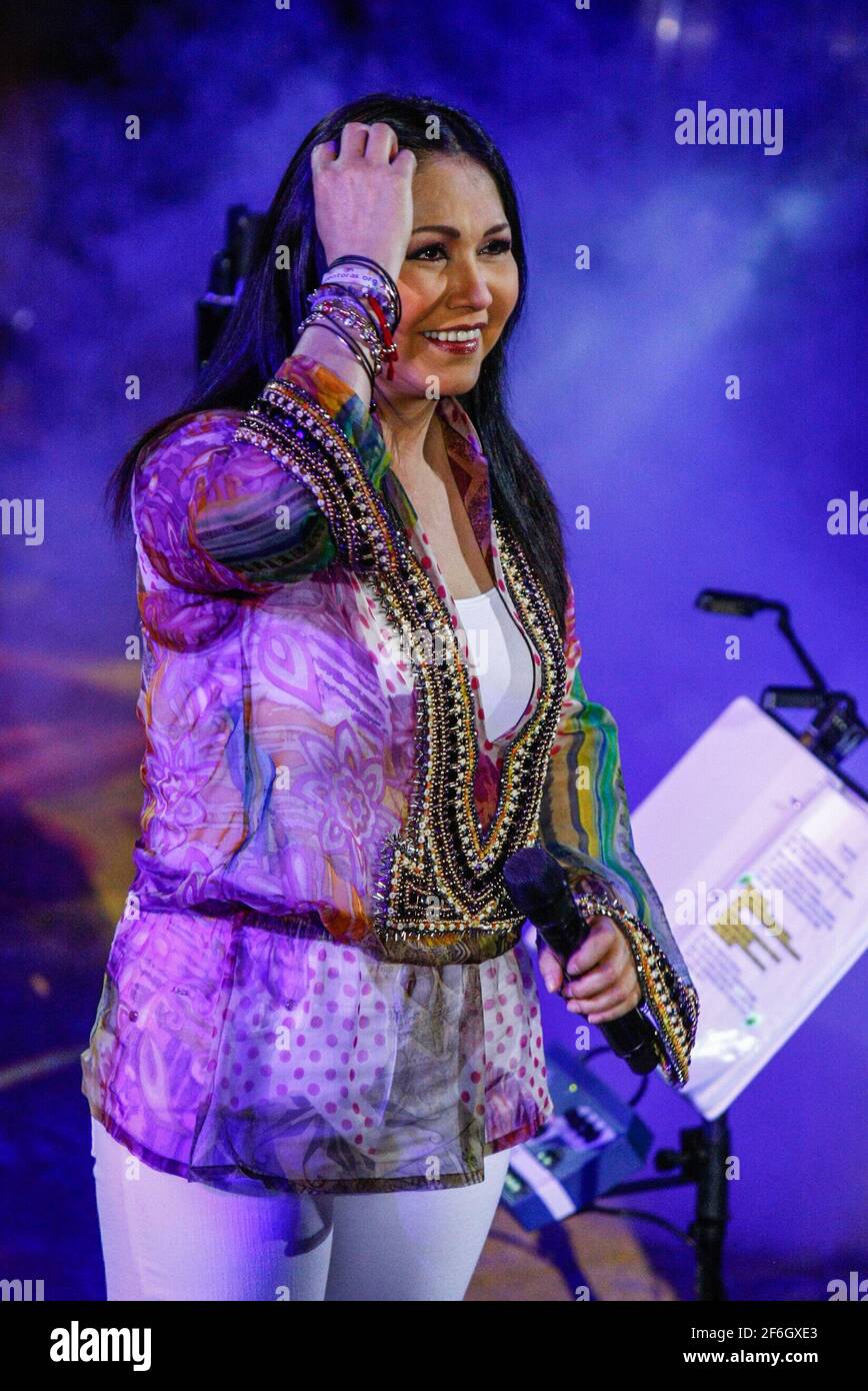 Ana gabriel singer hi-res stock photography and images - Page 2 - Alamy