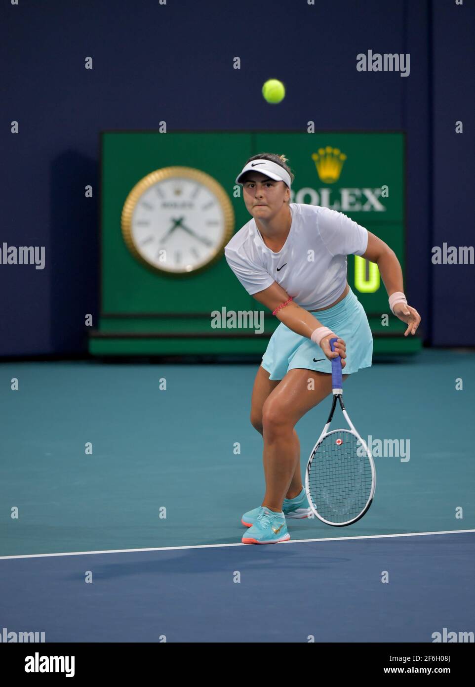Bianca andreescu coach hi-res stock photography and images - Alamy