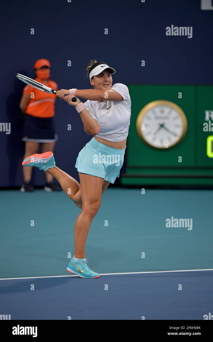 Bianca andreescu coach hi-res stock photography and images - Alamy