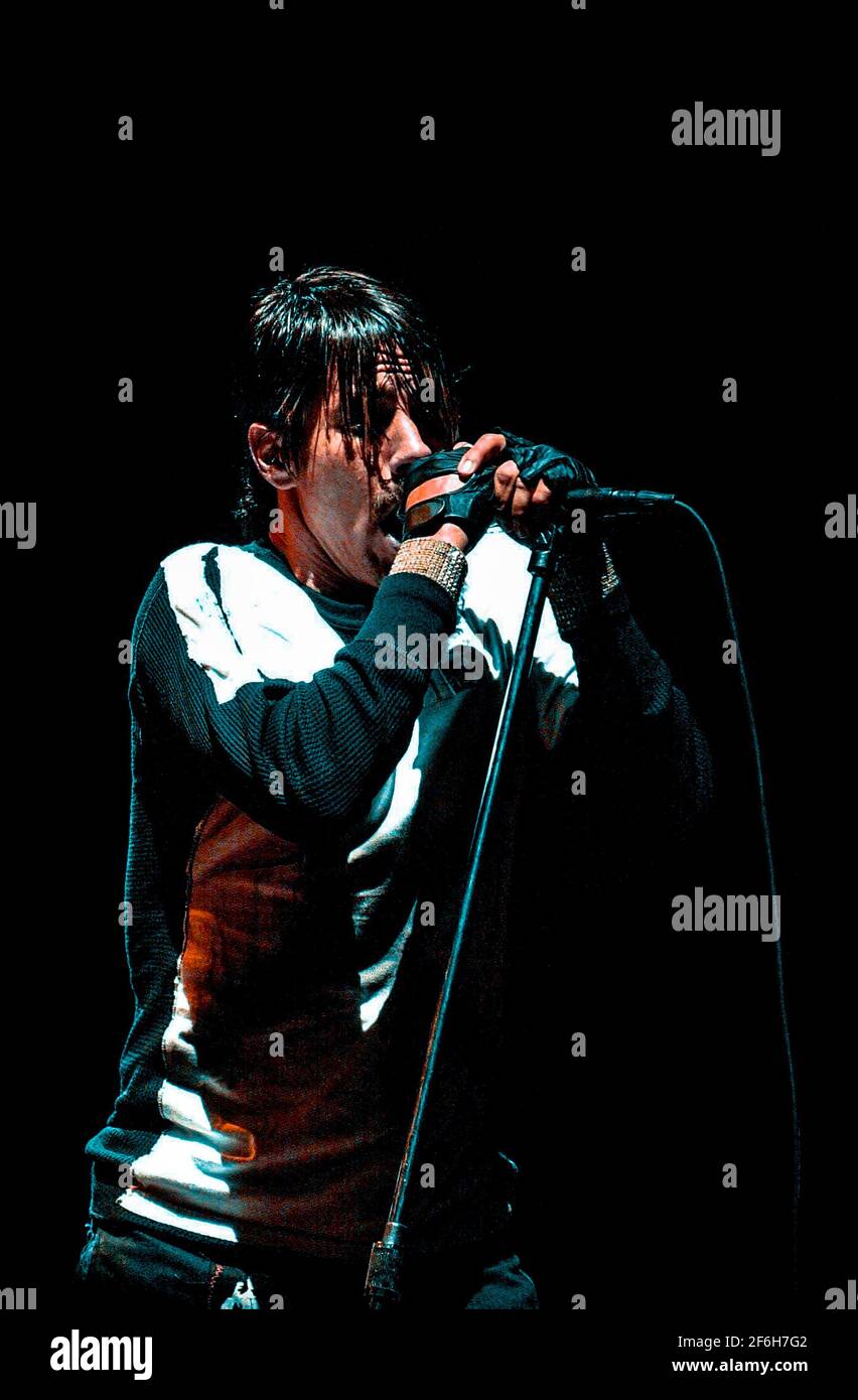Anthony Kiedis 2001