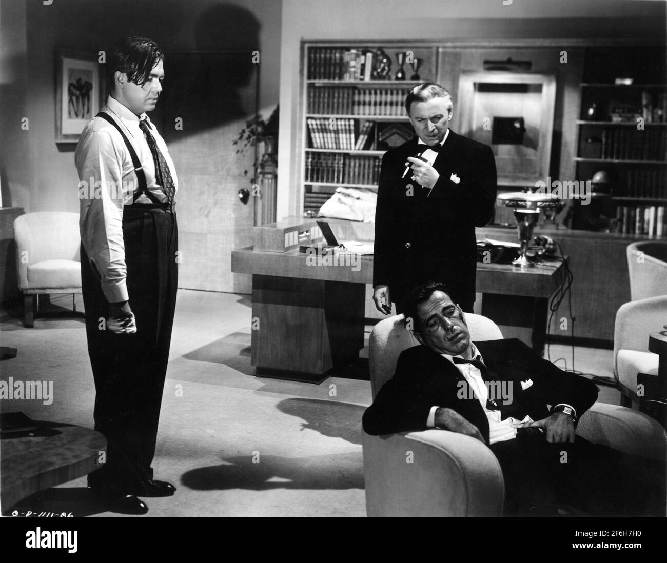 Columbia pictures 1947 Black and White Stock Photos & Images - Alamy
