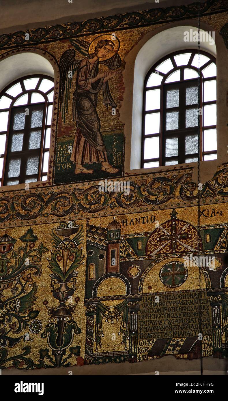 Birth of jesus mosaic hi-res stock photography and images - Alamy