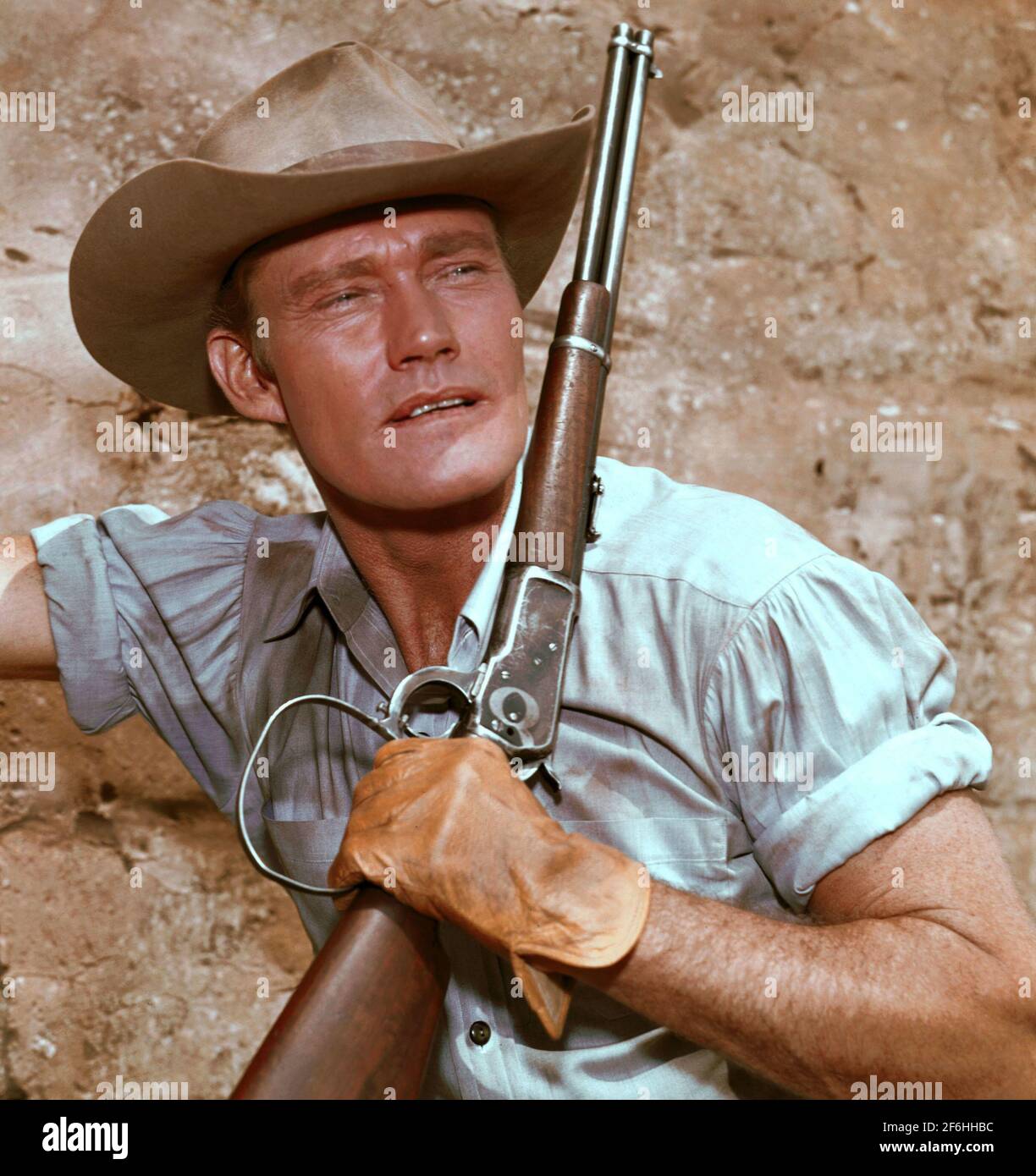 CHUCK CONNORS in THE RIFLEMAN (1958), directed by JOSEPH H. LEWIS and ARNOLD LAVEN. Credit: FOUR STAR PRODUCTIONS / Album Stock Photo