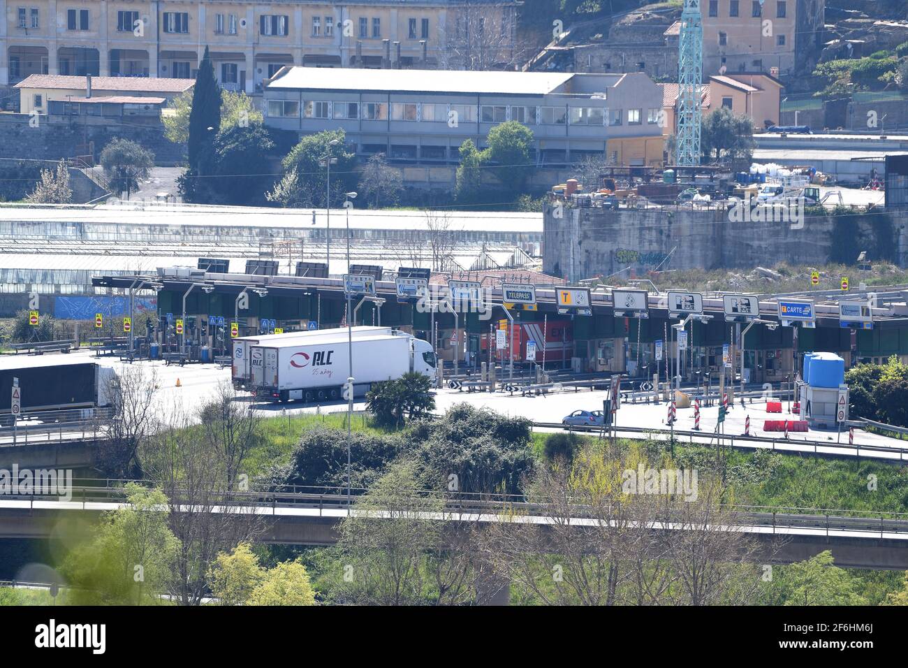 Ventimiglia State Border, Italy. 31st Mar, 2021. Liberté, égalité,  fraternité, tienitelitè. Situation on the border of Ventimiglia, controls  almost non-existent for those coming from France, on the contrary, tight  controls for non-EU