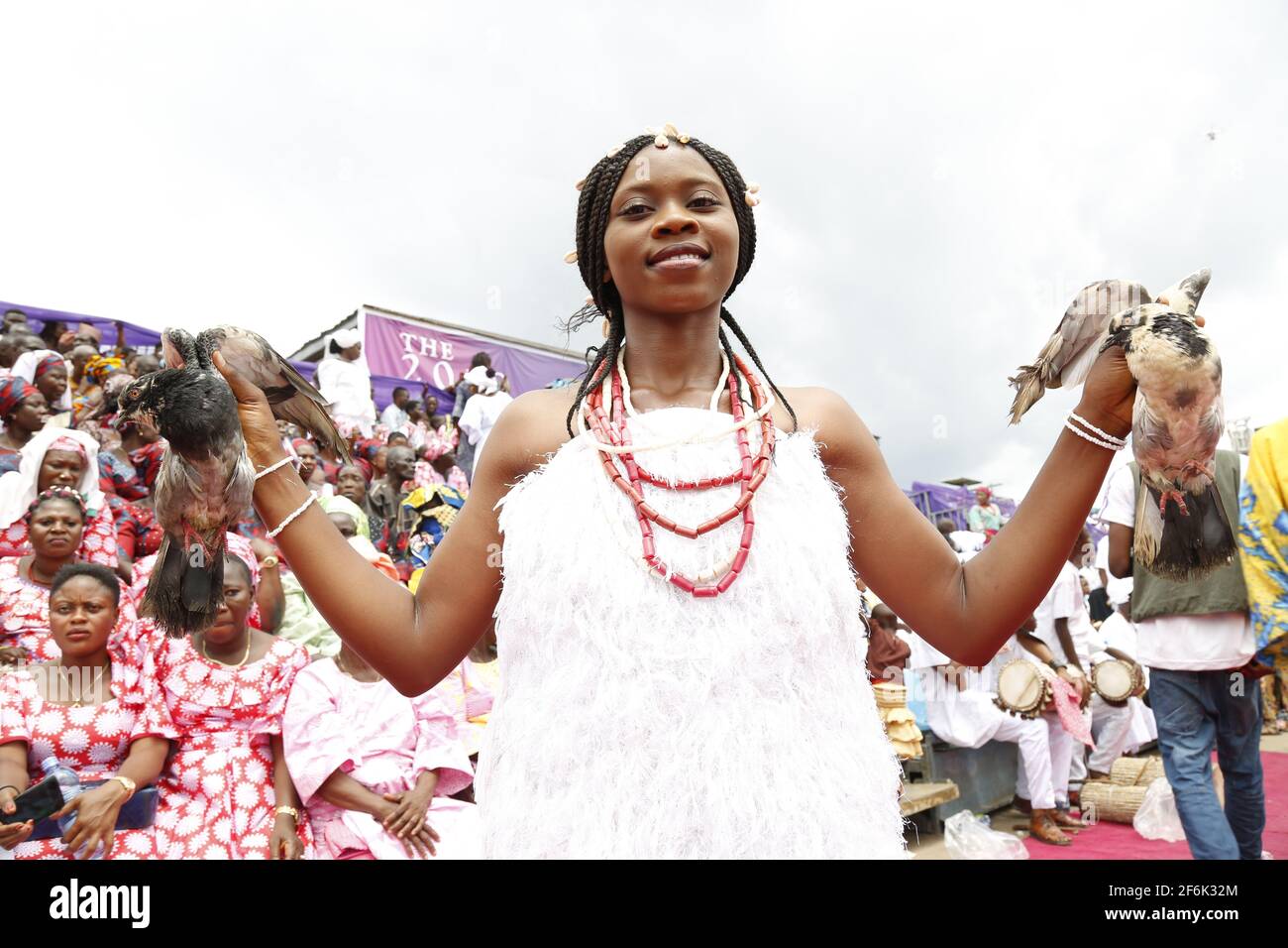 Olokun devotee, Olojo Festival, Ile-Ife, Osun State, Nigeria. Stock Photo