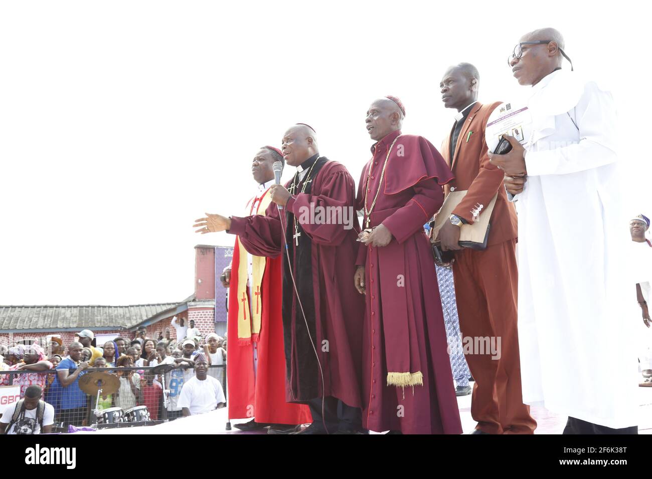 Religious Leaders paying homage to Ooni of Ife during the Olojo Festival, Ile-Ife, Osun State, Nigeria. Stock Photo