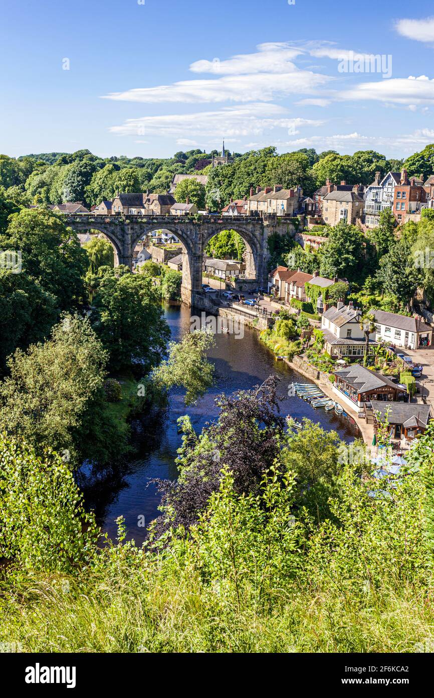The River Nidd flowing through Knaresborough, North Yorkshire UK Stock