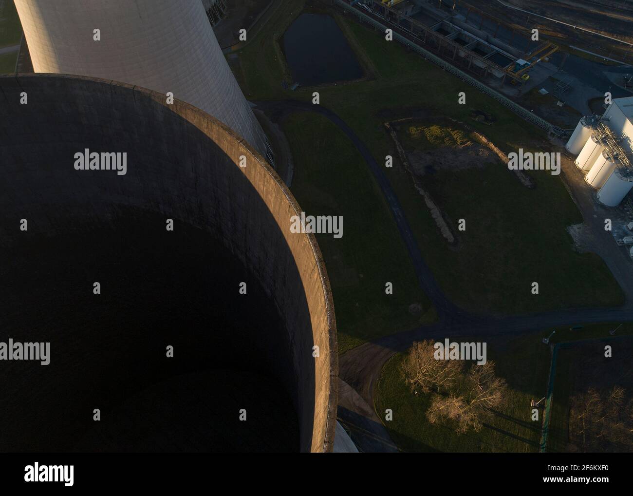 West Burton Power Station Stock Photo Alamy