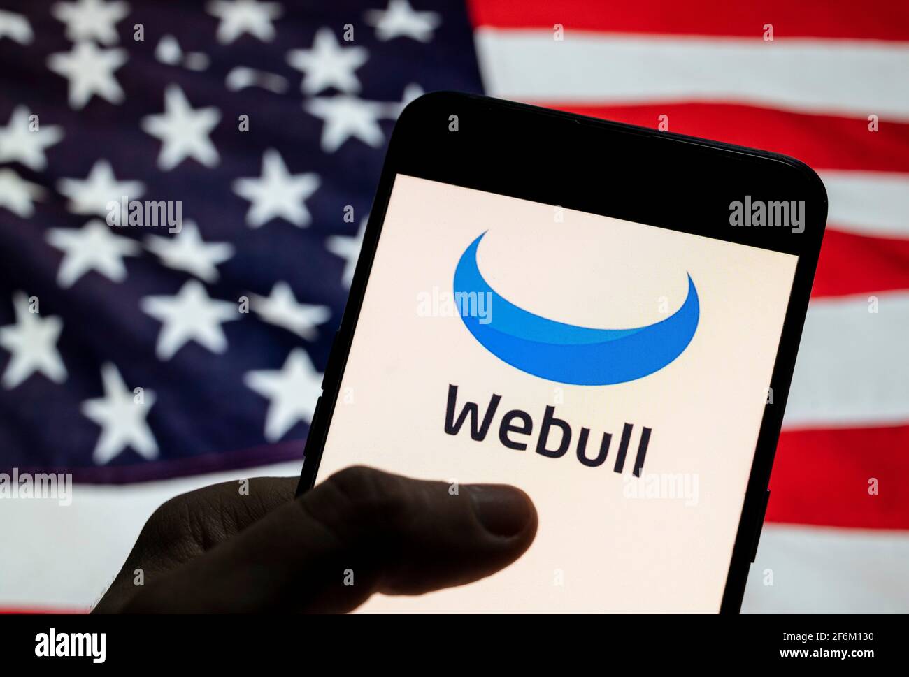 Webull logo hi-res stock photography and images - Alamy