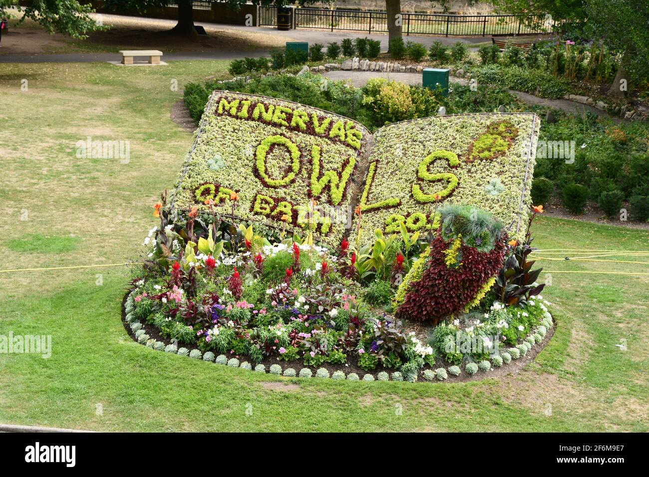 Colourful flower display with an Owl theme in the Parade Gardens in Bath, 2018. Somerset.UK Stock Photo