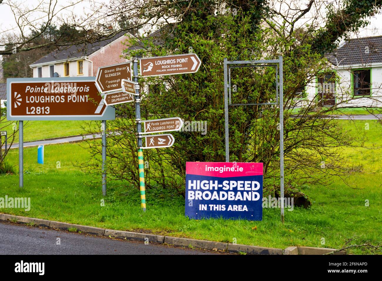 Signage for Imagine.ie, High Speed Broadband in this area. Rural connectivity in Ireland. Stock Photo
