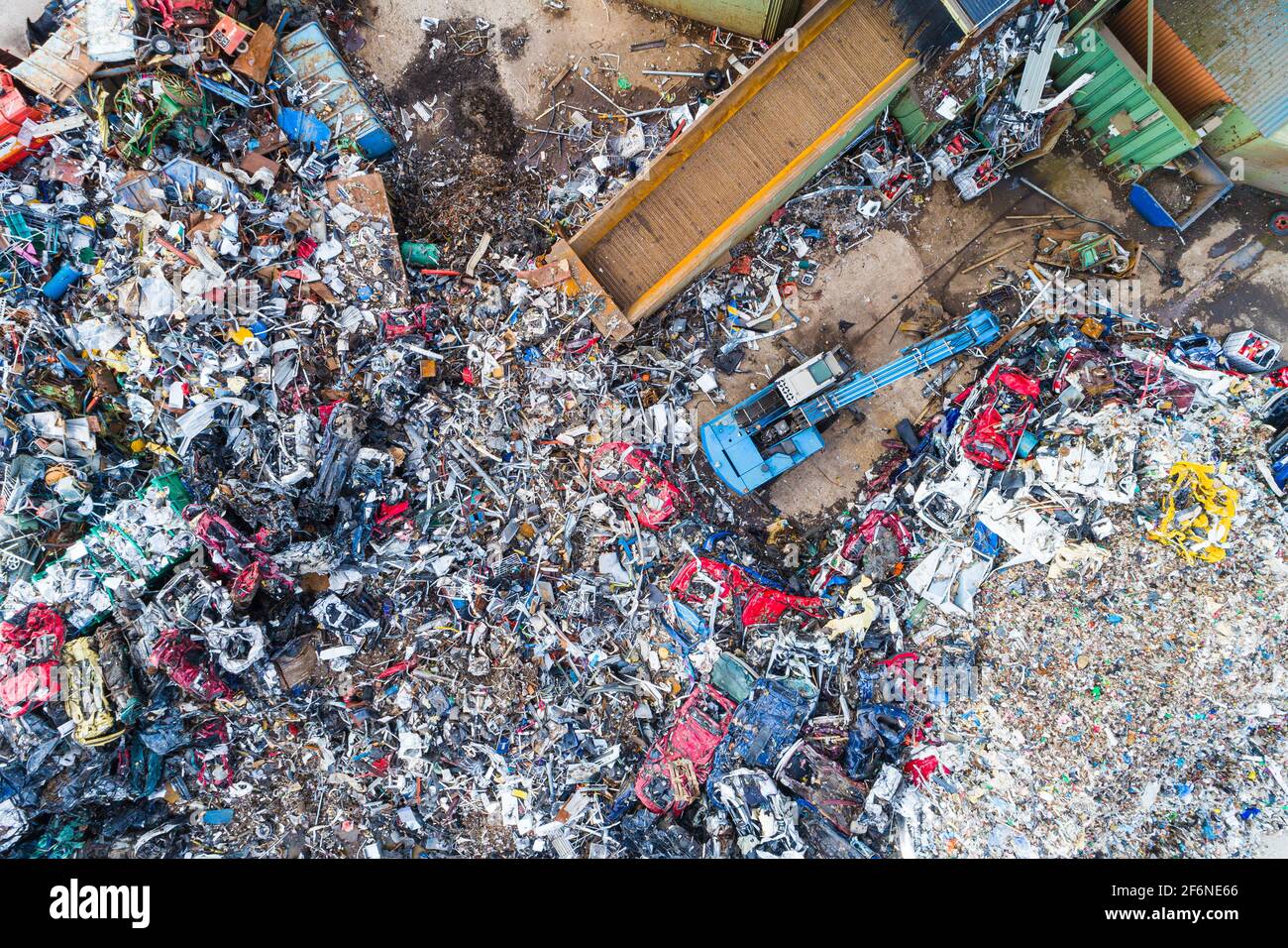 Junkyard aerial view hi-res stock photography and images - Alamy
