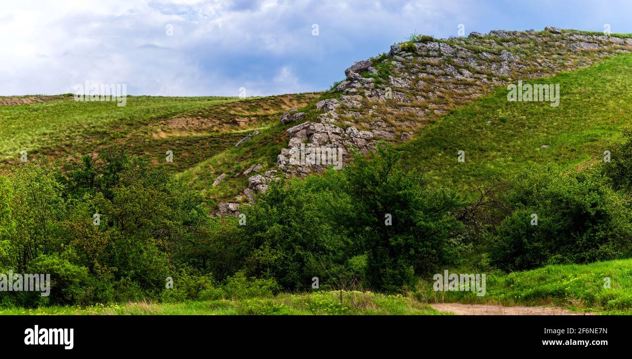 Hillside steep slope limestone hi-res stock photography and images