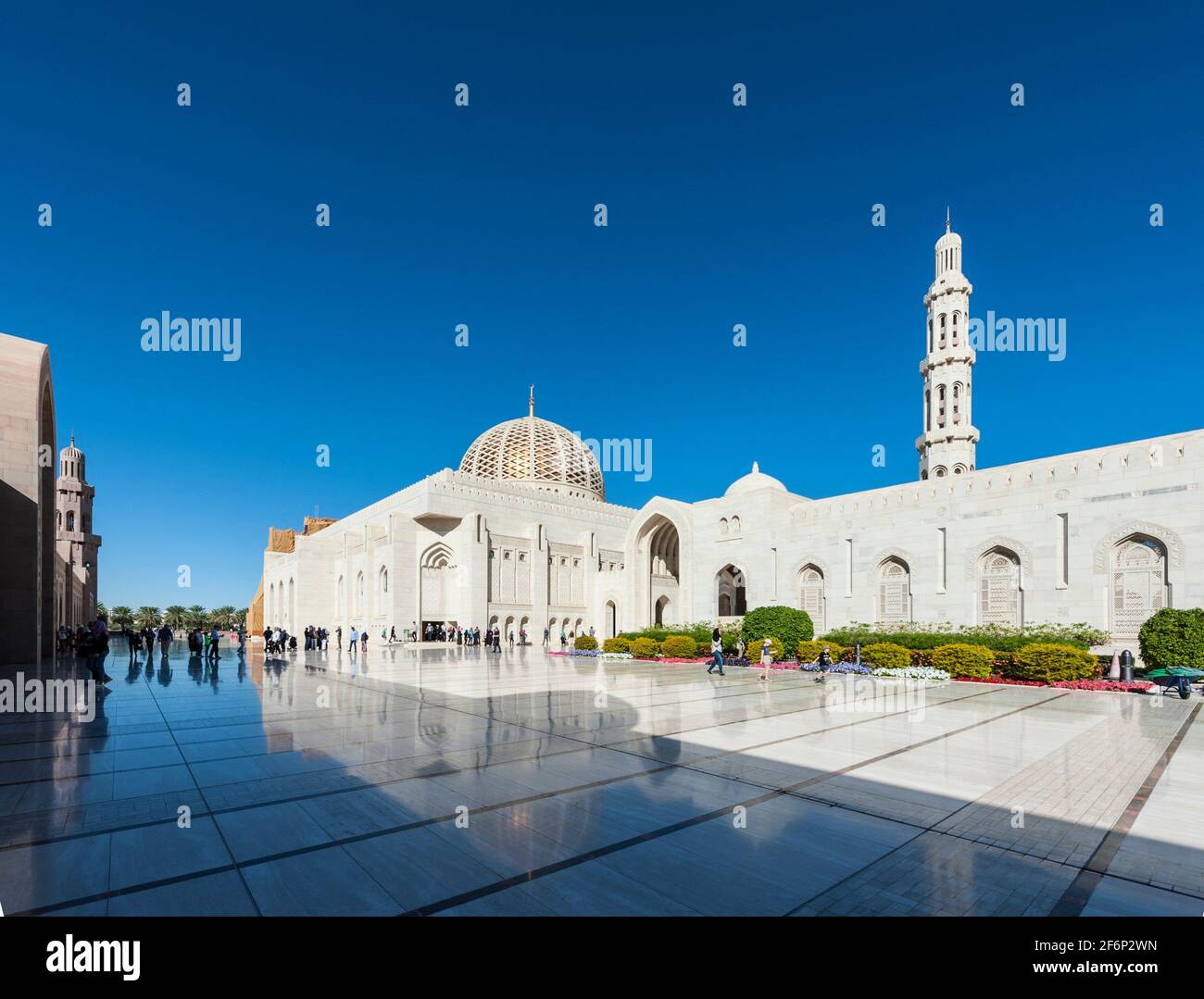 Sultan Qaboos Grand Mosque, Muscat, Oman Stock Photo