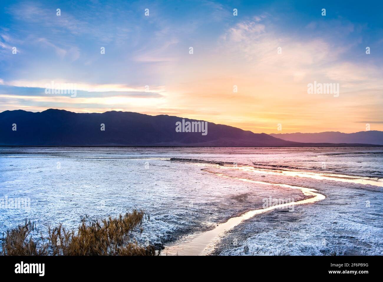 Badlands sunset death valley hi-res stock photography and images - Alamy