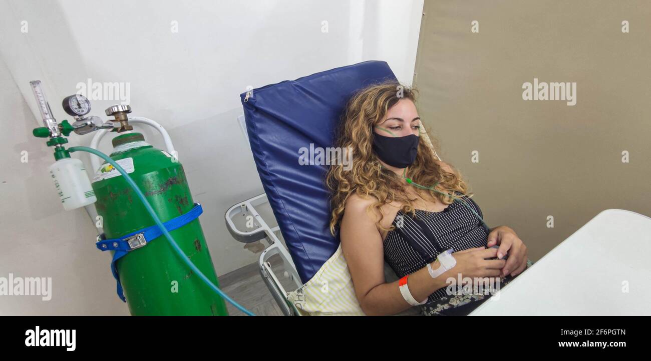 Receiving oxygen hi-res stock photography and images - Alamy