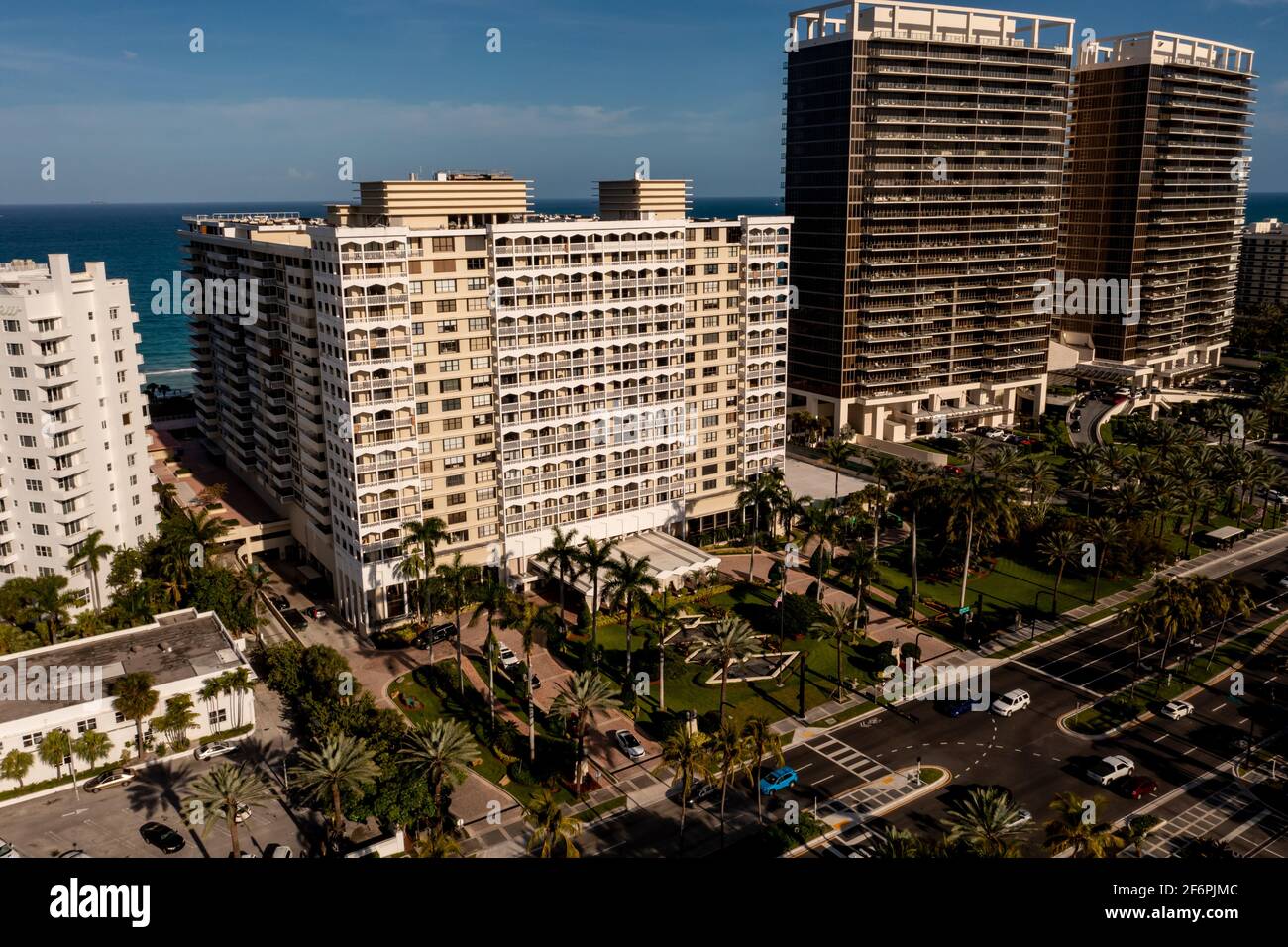 The balmoral condos hires stock photography and images Alamy