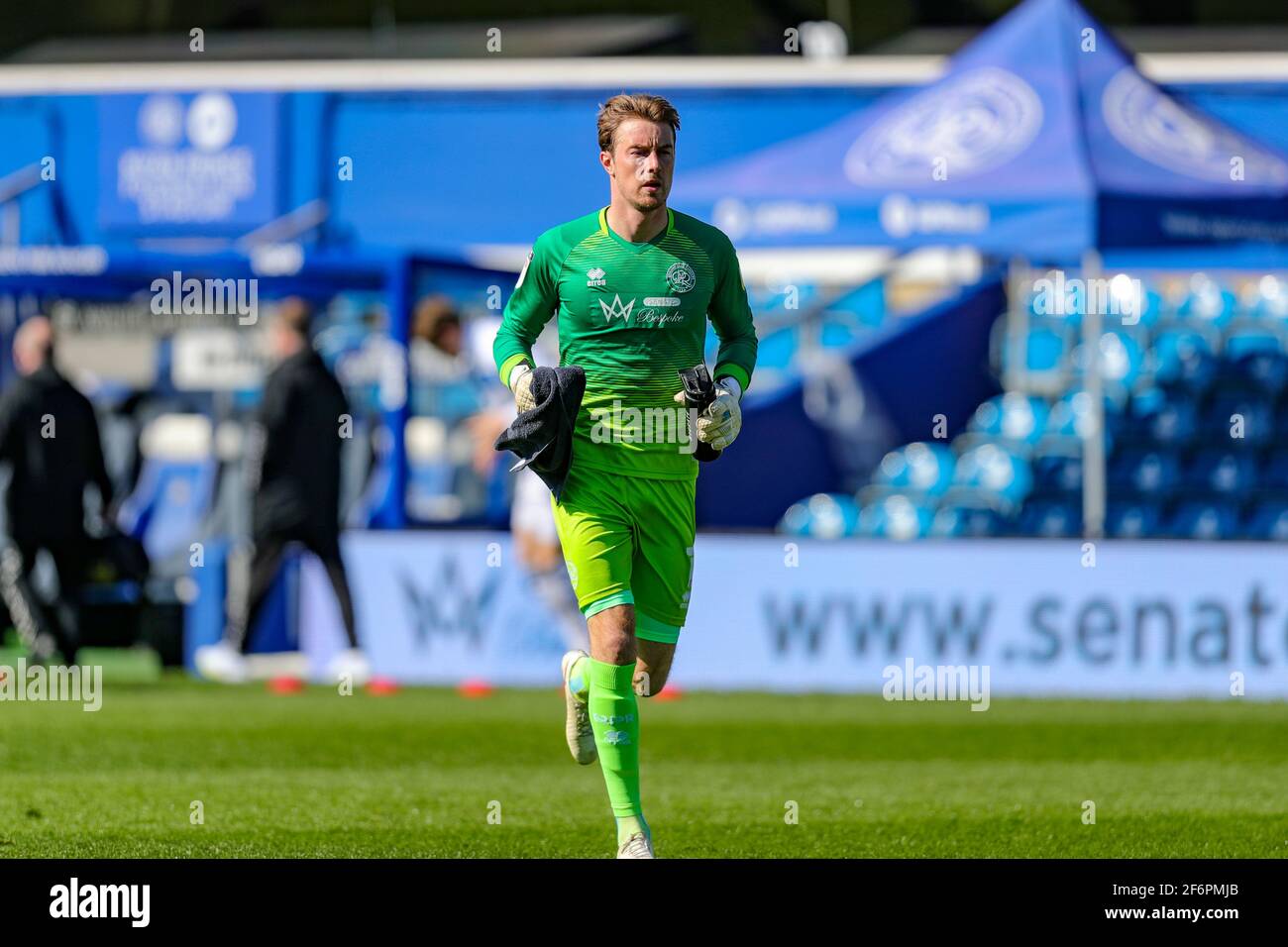 Qpr keeper joe lumley hires stock photography and images Alamy