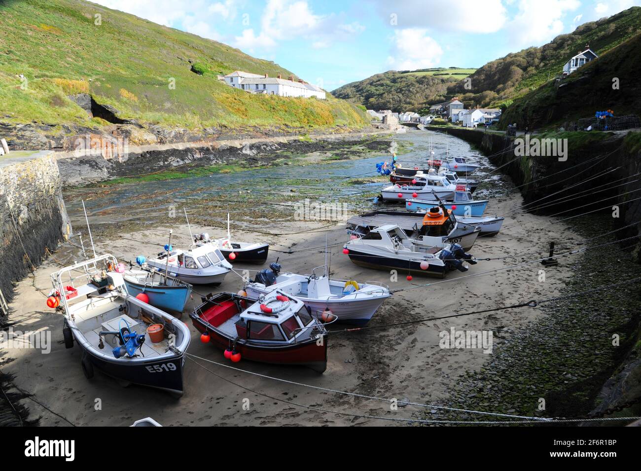 Boscastle is a village and fishing port on the north coast of Cornwall, England, UK, in the civil parish of Forrabury and Minster. It is 14 miles sout Stock Photo