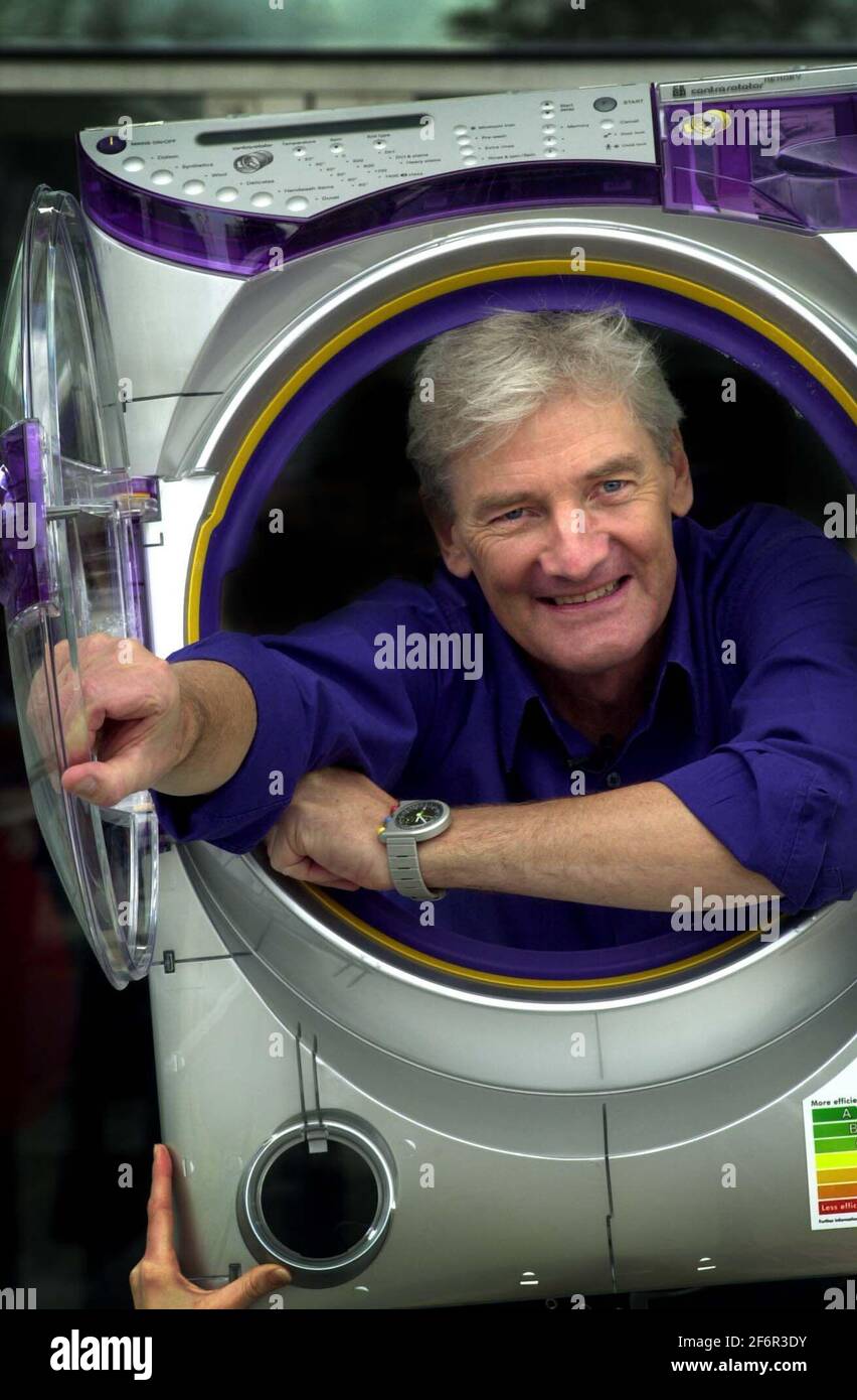 matchmaker lineær Enlighten Publicity stunt for the launch of the dyson washing machine Stock Photo -  Alamy