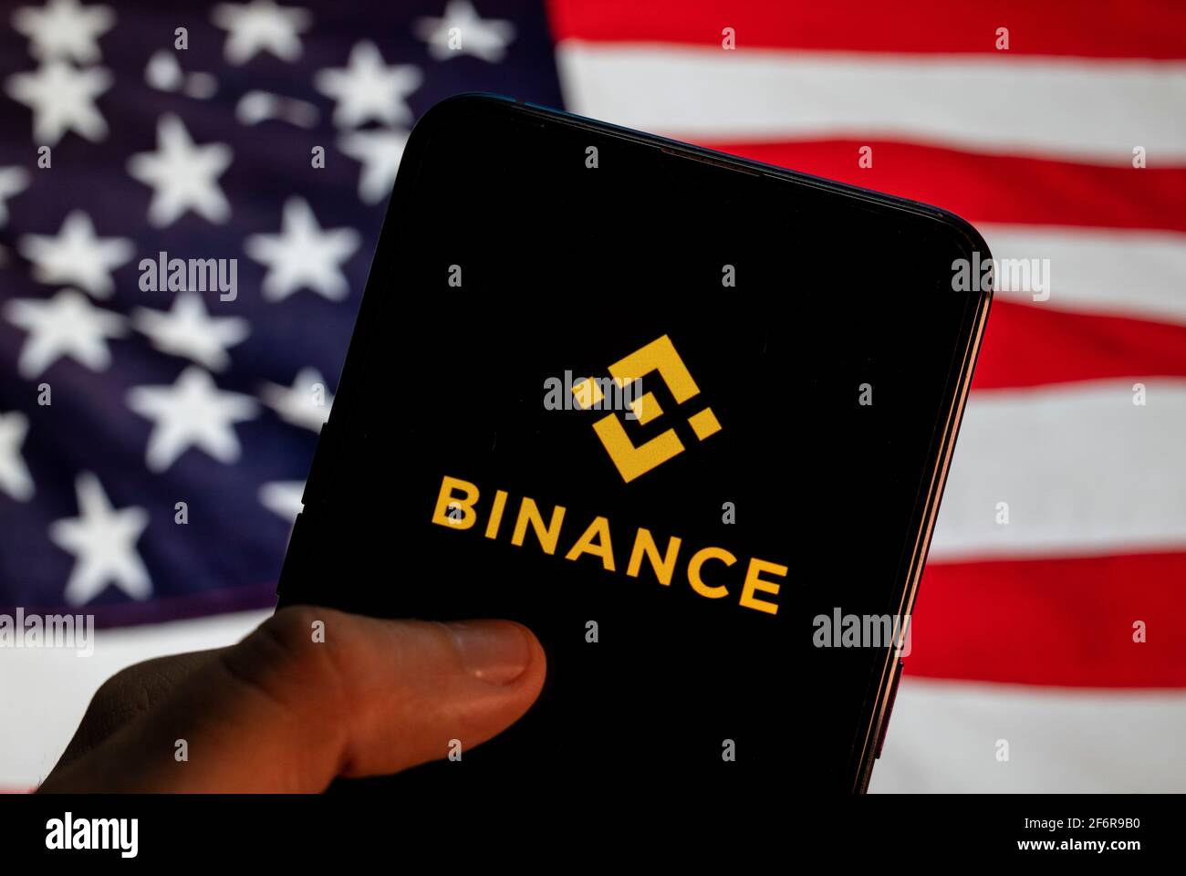 Binance us hi-res stock photography and images - Alamy