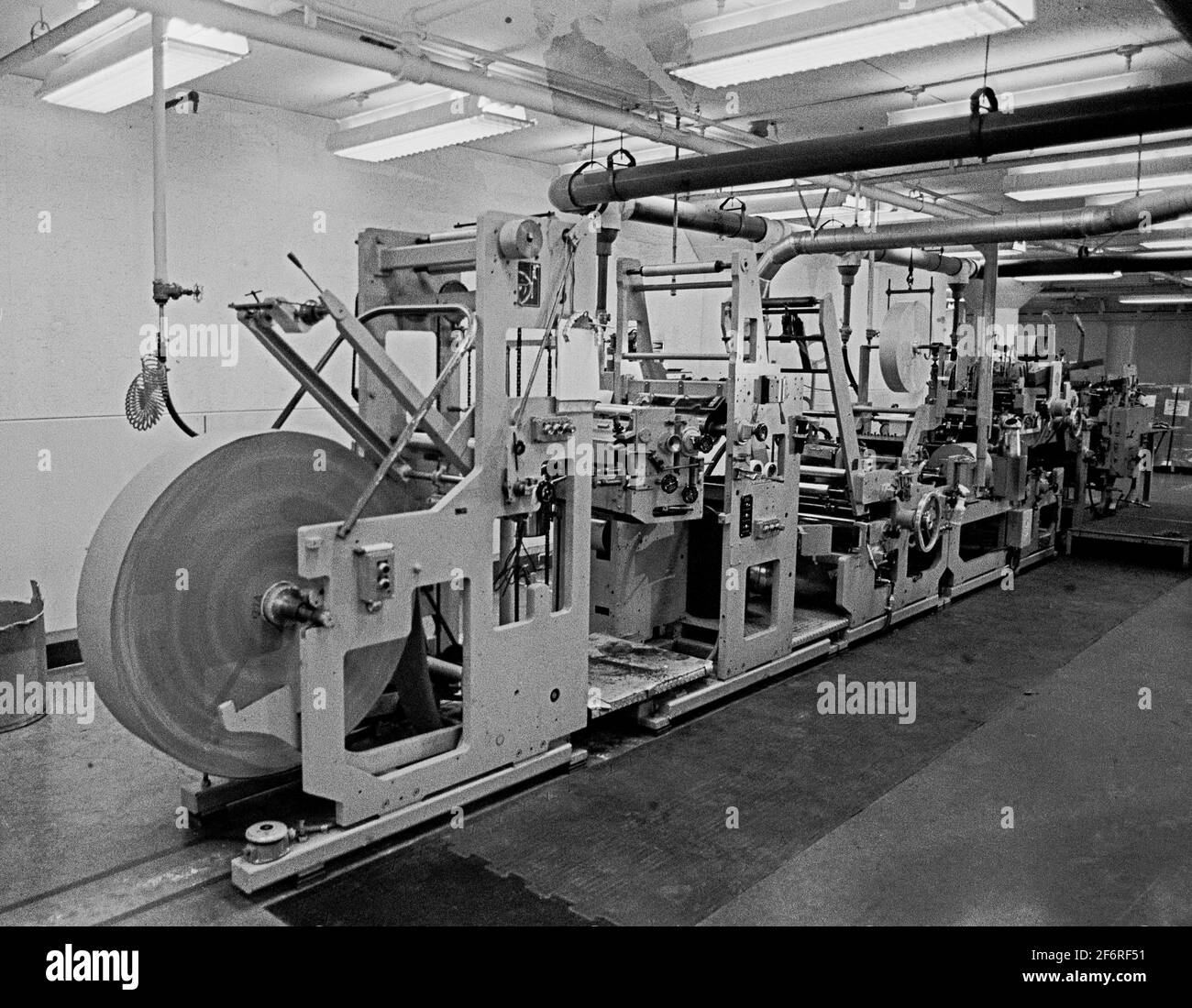 Newspaper printing hires stock photography and images Alamy