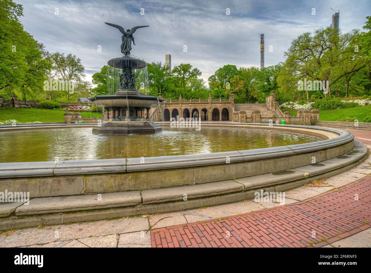 Bethesda Terrace and Fountain overlook The Lake in New York City's Central  Park Stock Photo - Alamy