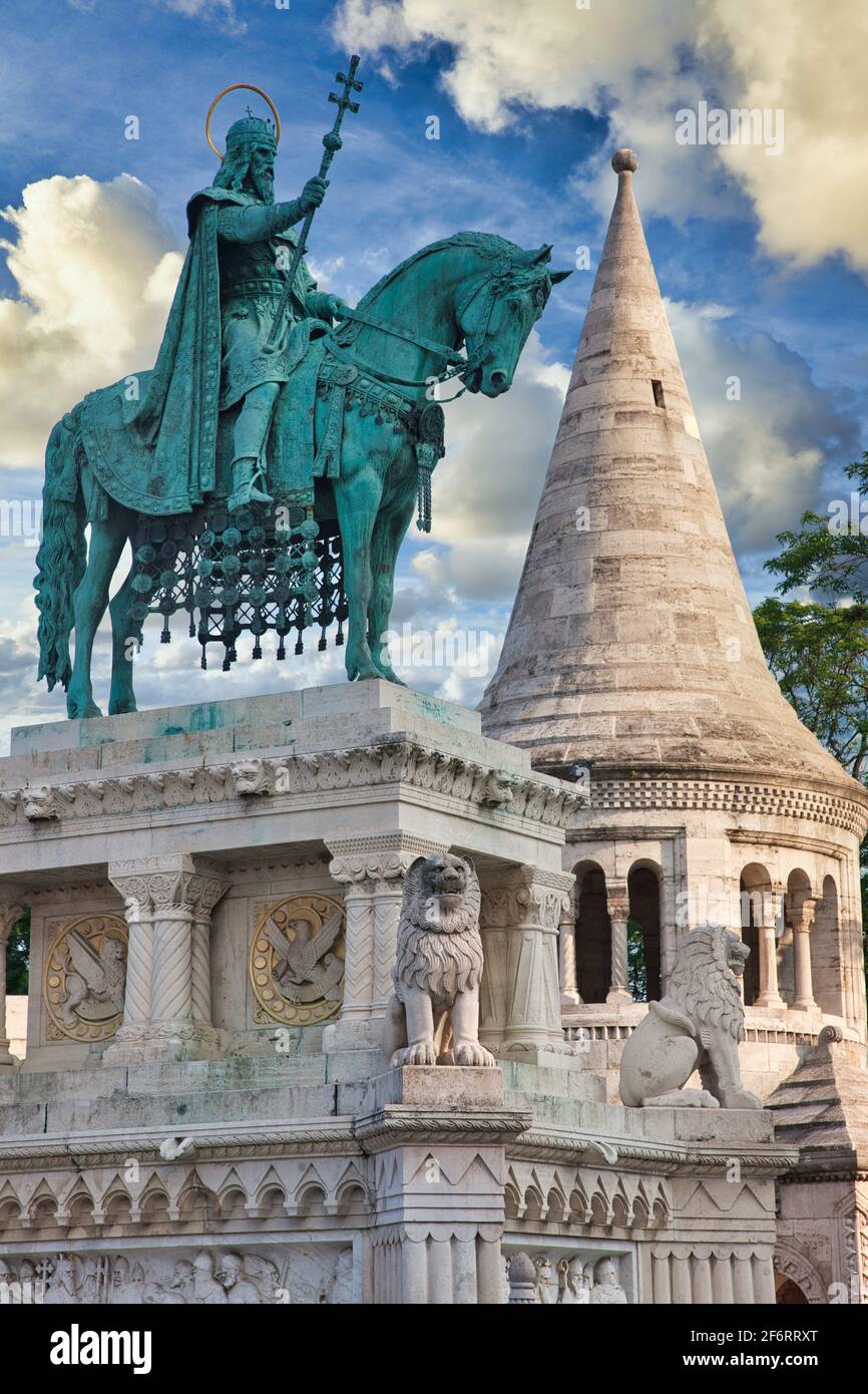 Bronze statue of Stephen I of Hungary, Fisherman´s Bastion, Budapest