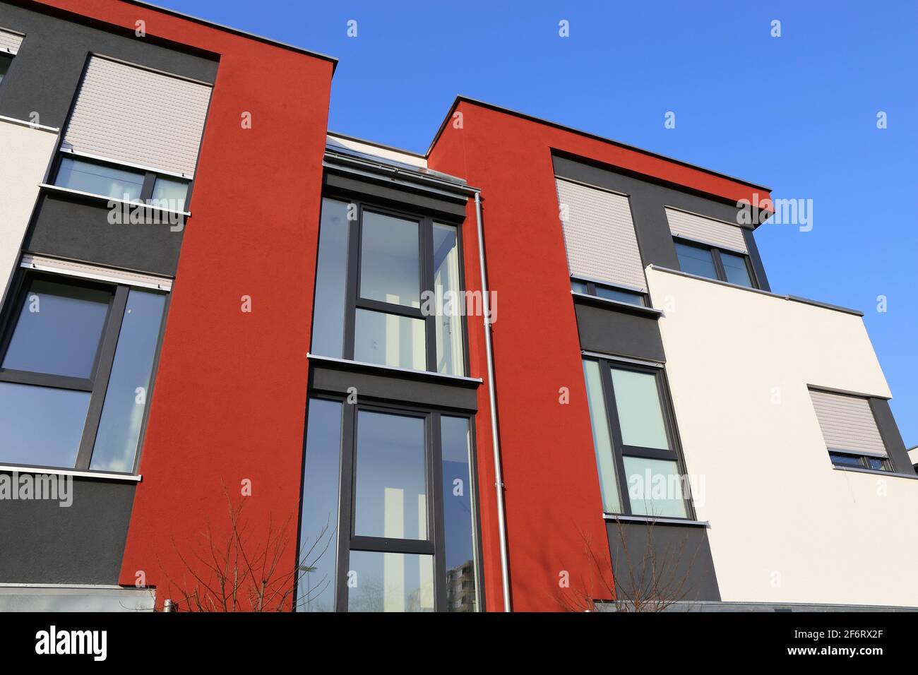 Residential home with modern facade painting Stock Photo Alamy