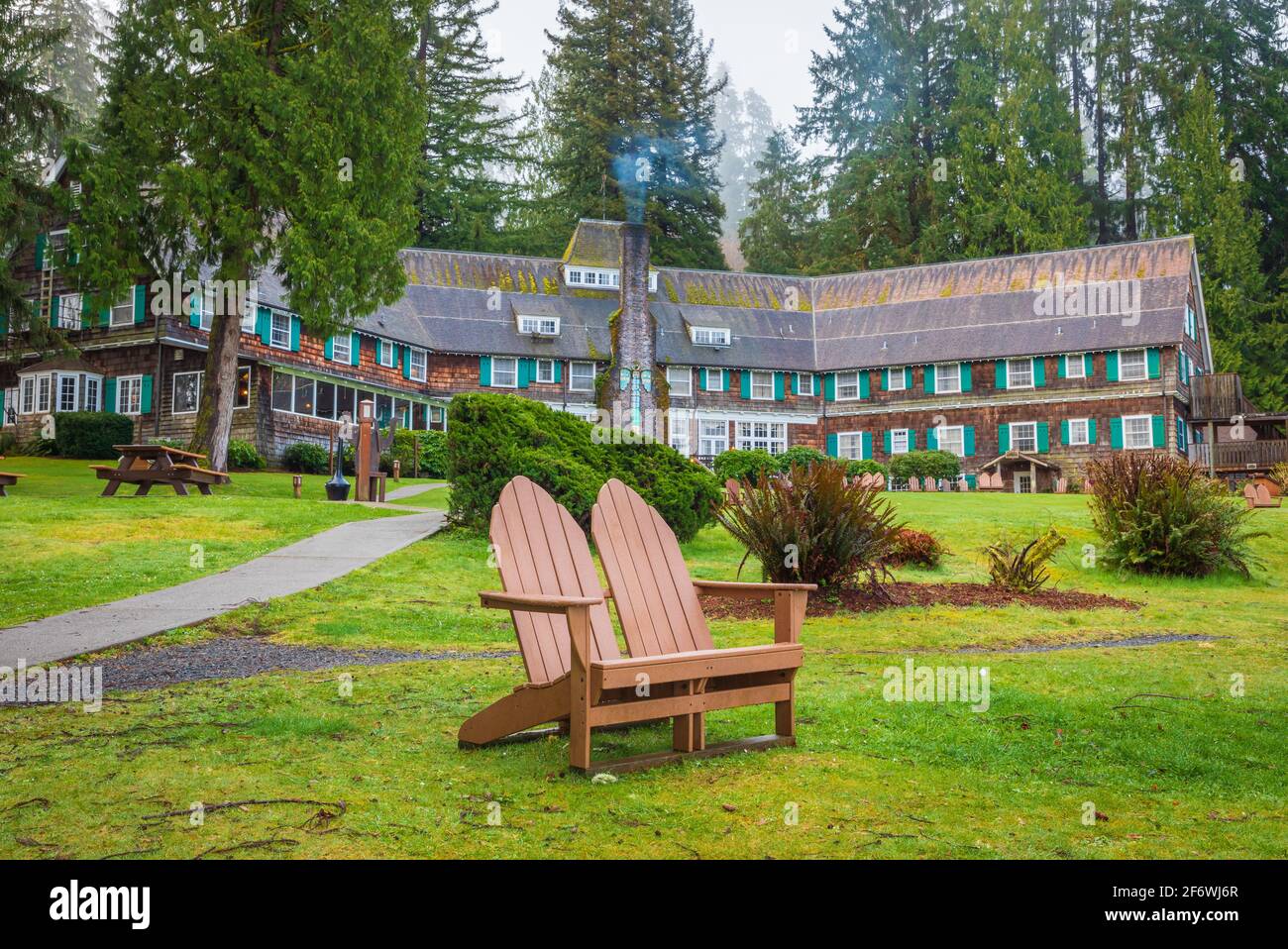 The Lake Quinault Lodge is a historic hotel on the southeast shore of ...