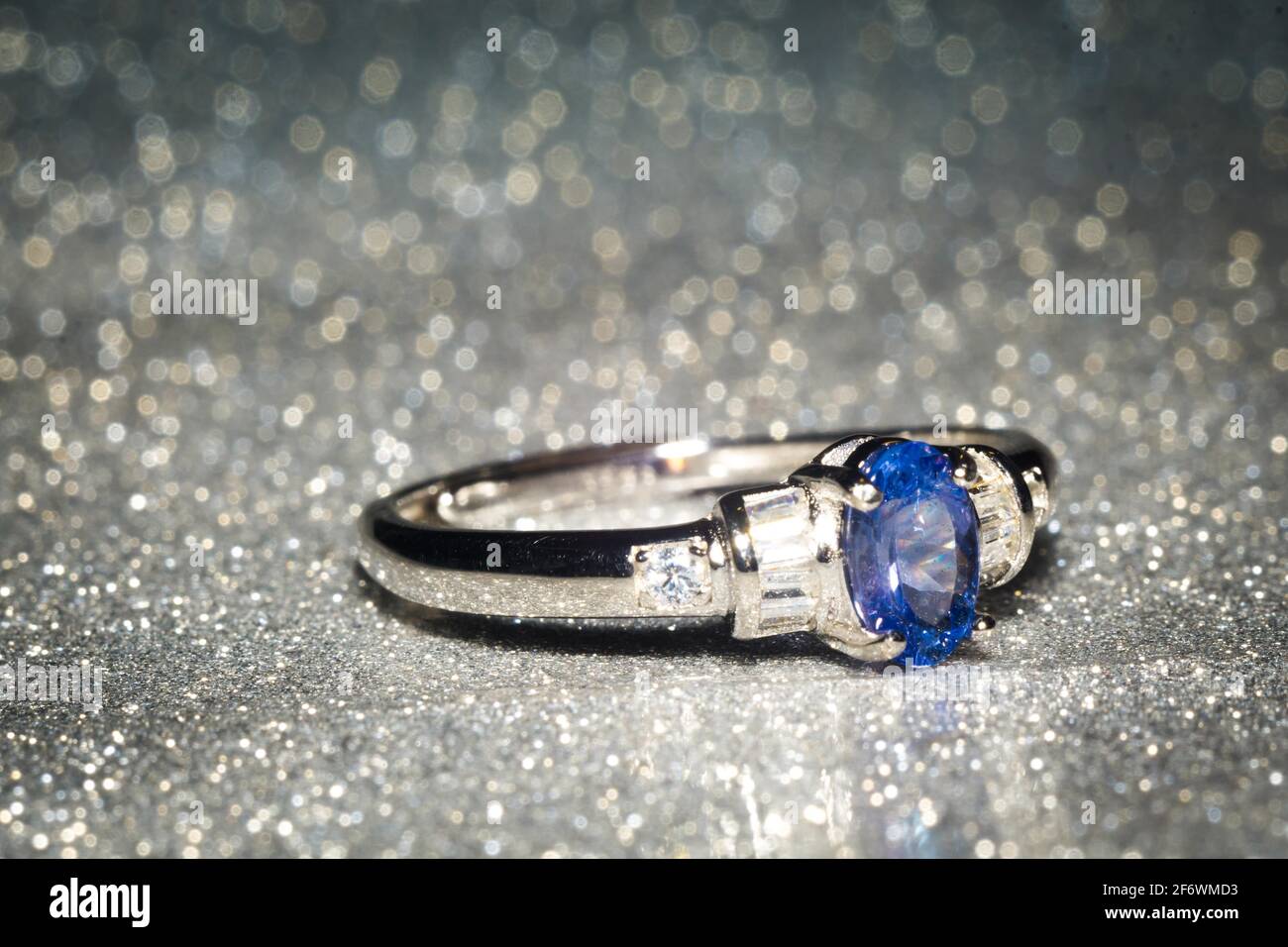 Piaget jewelry hi-res stock photography and images - Alamy
