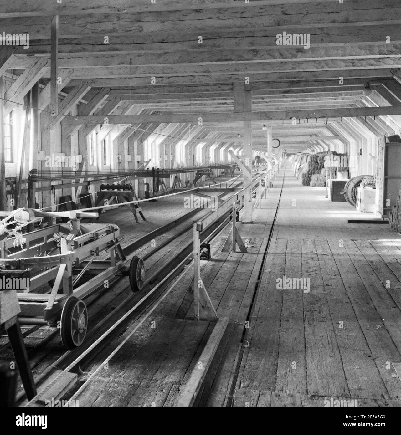 The rope ware track (pictured name).The rope warehouse (depicted name ...