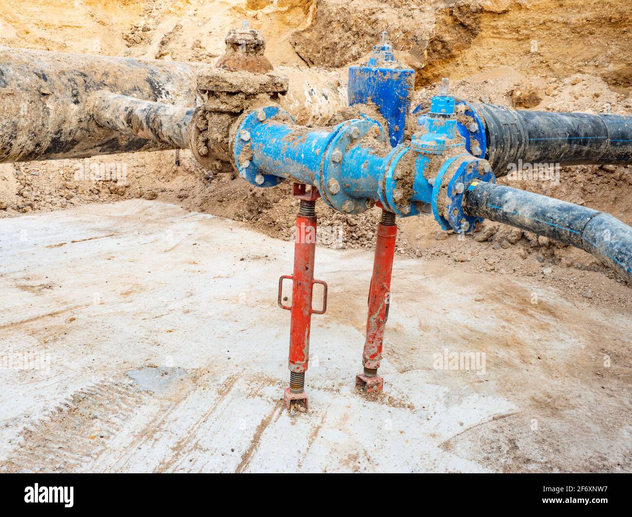 Repair of the main potable water supply branch in the suburbs