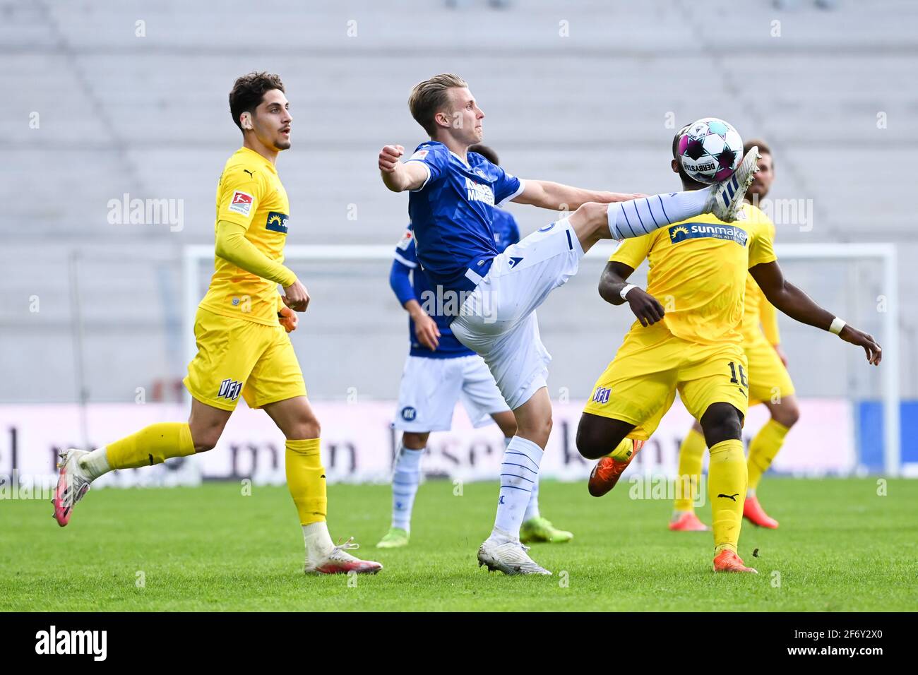 Ludovit Reis Vfl Osnabruck High Resolution Stock Photography And Images Alamy