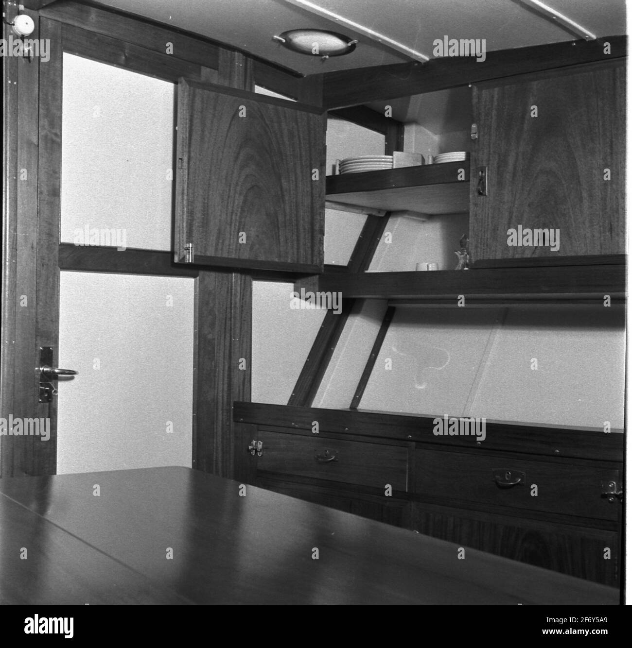 Customs cruiser Customs cruiser, interior.Customs Cruiser Customs