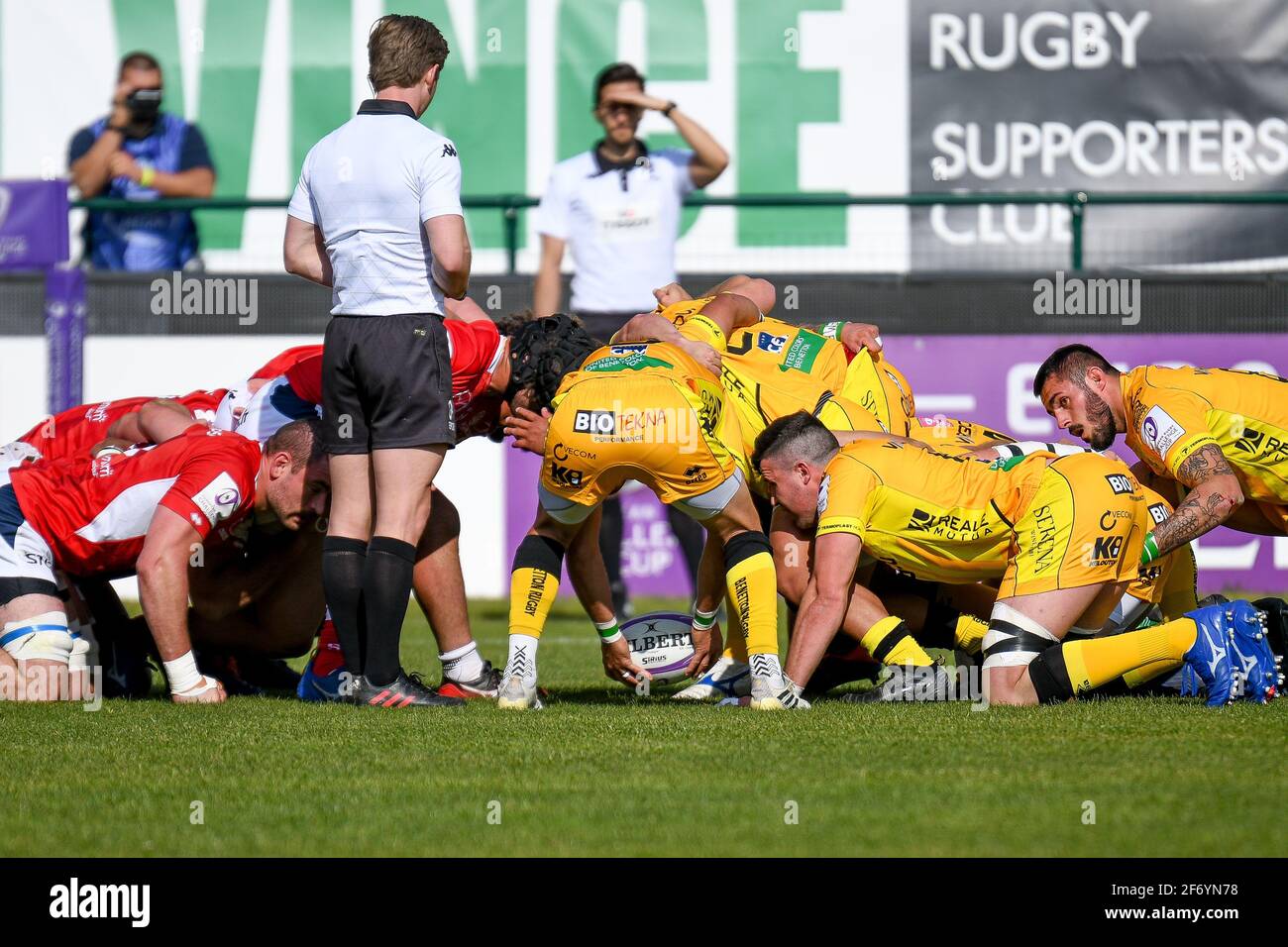 Monigo Stadium, Treviso, Italy. 03rd Apr, 2021. Dewaldt Duvenage ...
