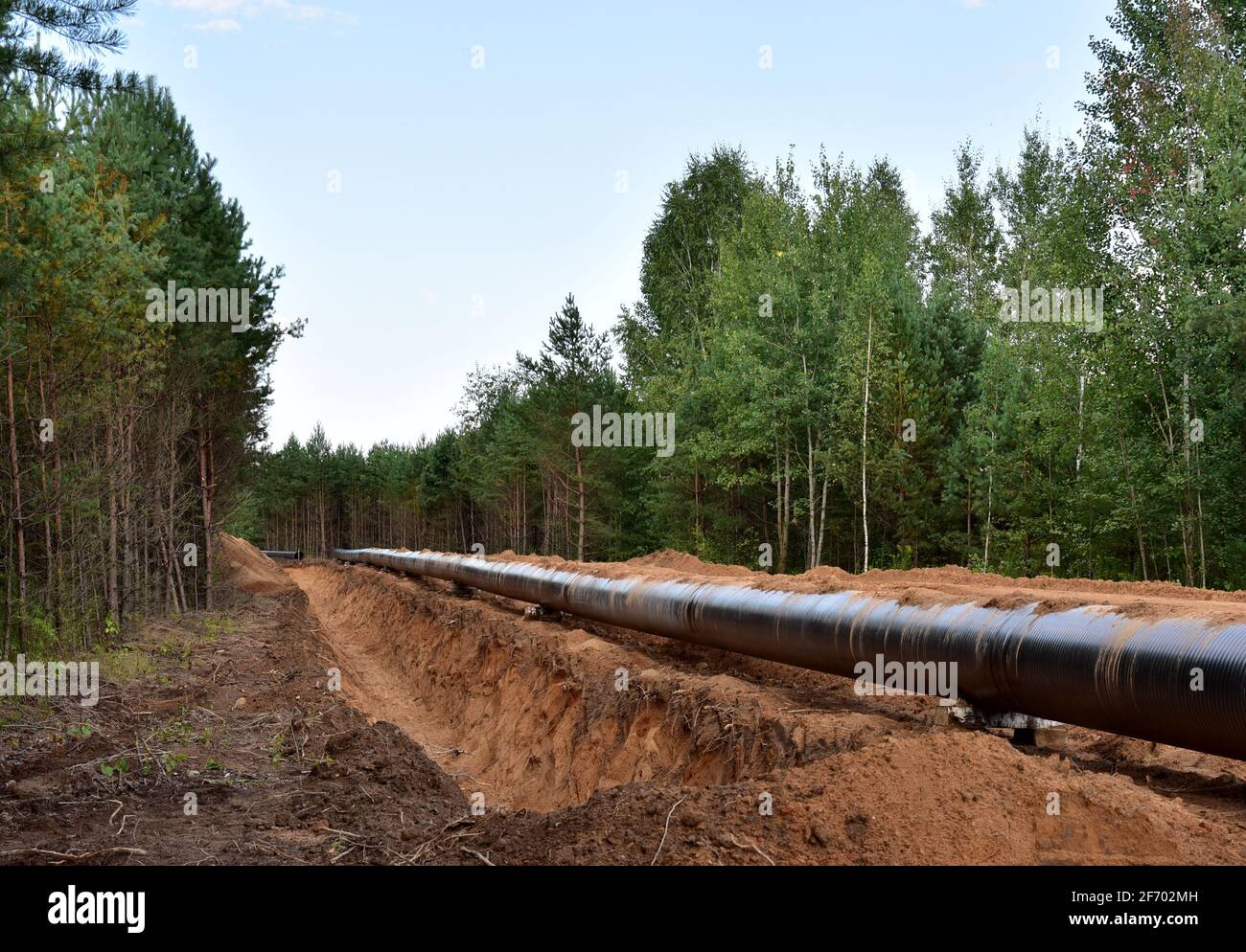 Oil and Gas Pipeline Construction. Natural Gas and Crude oil