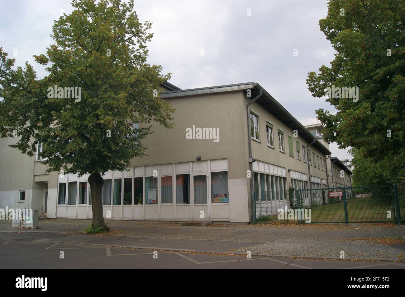 Die Bertolt-Brecht-Oberschule an der Wilhelmstraße in Berlin-Spandau Stock Photo