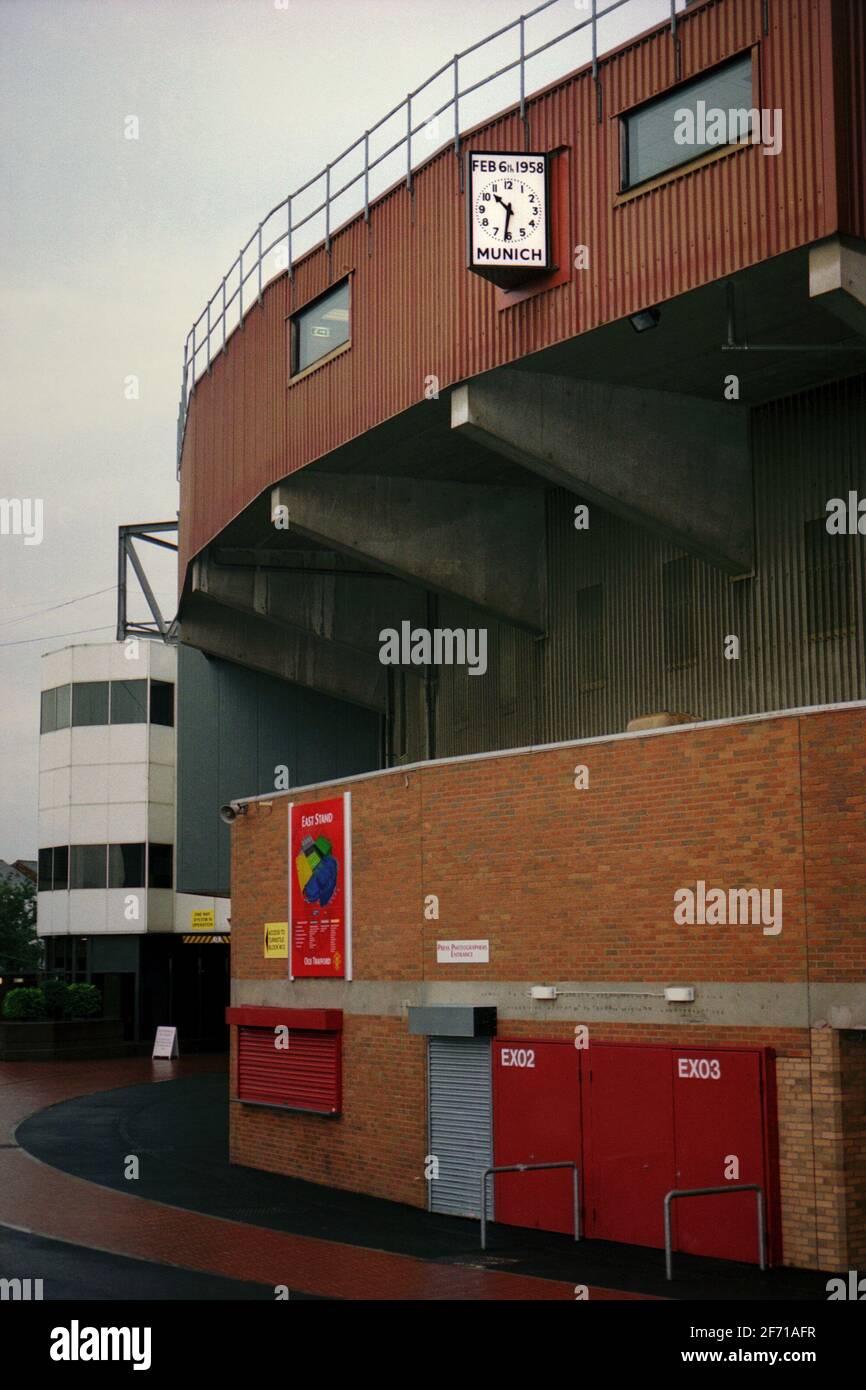 A frozen clock that placed on southeast corner of Old Trafford stadium, in memory to those who died on 1958 Munich Air Disaster. Old Trafford, Manchester, England. Archival photo. Stock Photo