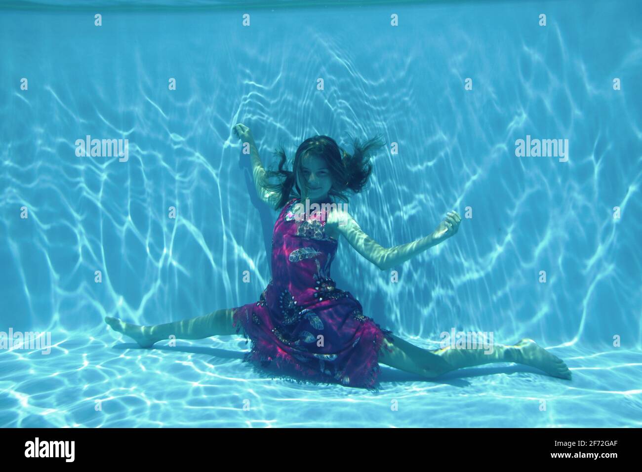 Underwater Gymnastics Hi res Stock Photography And Images Alamy underwater-gymnastics-hi-res-stock-photography-and-images-alamy
