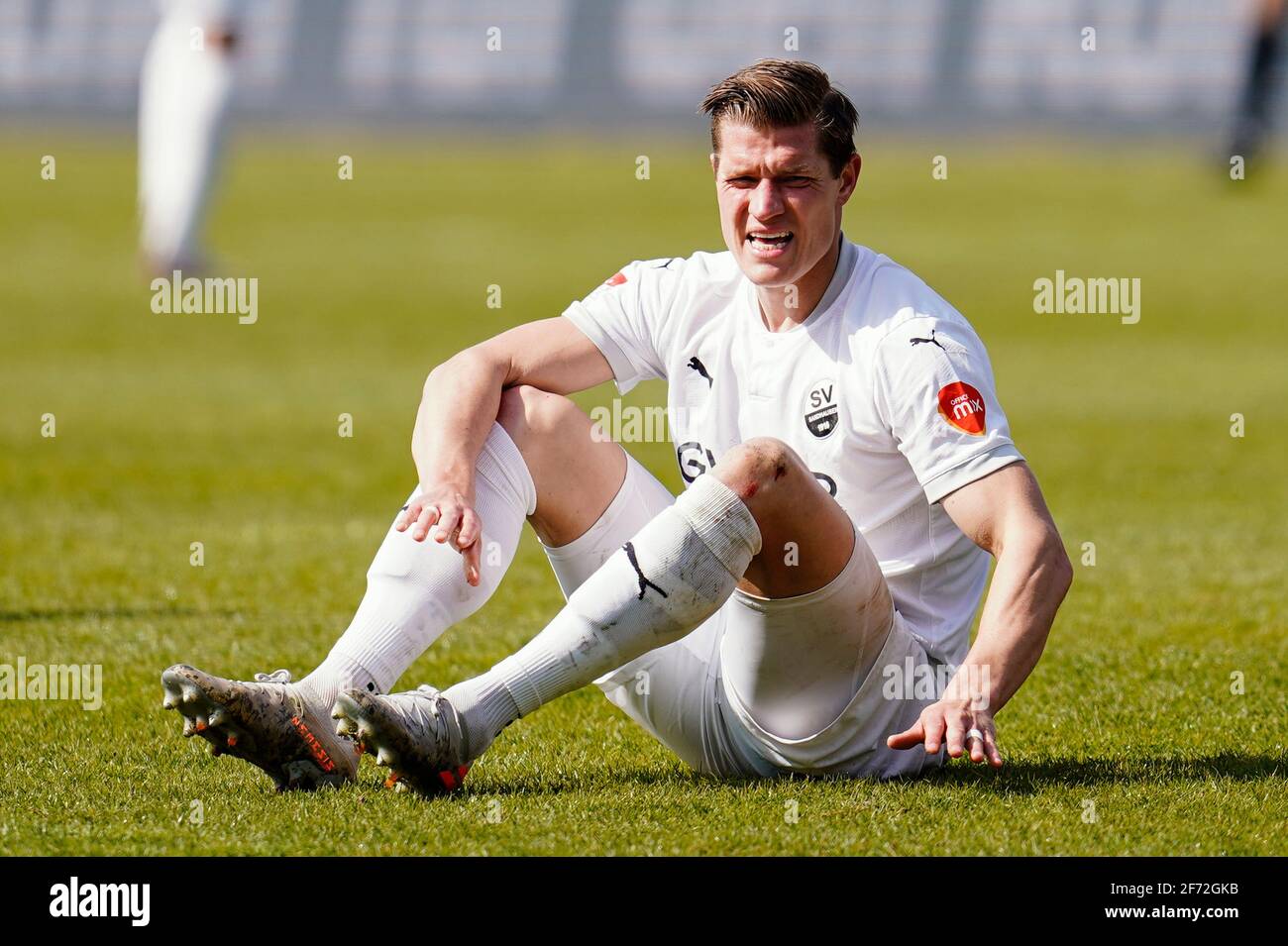 Sandhausen, Germany. 04th Apr, 2021. Football: 2nd Bundesliga, SV Sandhausen - Würzburger Kickers, Matchday 27, Hardtwaldstadion. Sandhausen's Kevin Behrens is on the pitch. Credit: Uwe Anspach/dpa - IMPORTANT NOTE: In accordance with the regulations of the DFL Deutsche Fußball Liga and/or the DFB Deutscher Fußball-Bund, it is prohibited to use or have used photographs taken in the stadium and/or of the match in the form of sequence pictures and/or video-like photo series./dpa/Alamy Live News Stock Photo